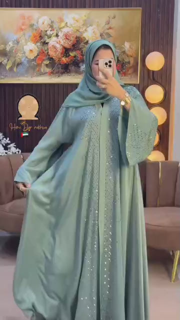 Dubai Abaya (Video)